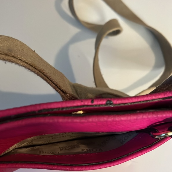 Michael Kors Crossbody - Picture 4 of 6